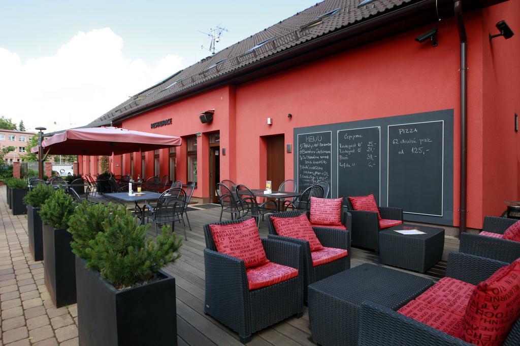 Penzion Prestige Tennis Park Frýdek-Místek Exterior foto